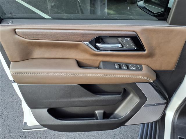 2025 GMC Yukon Denali Ultimate
