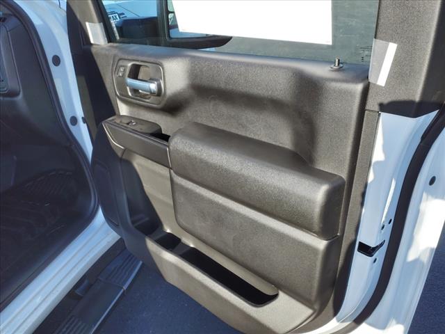 2025 GMC Sierra 2500HD Pro