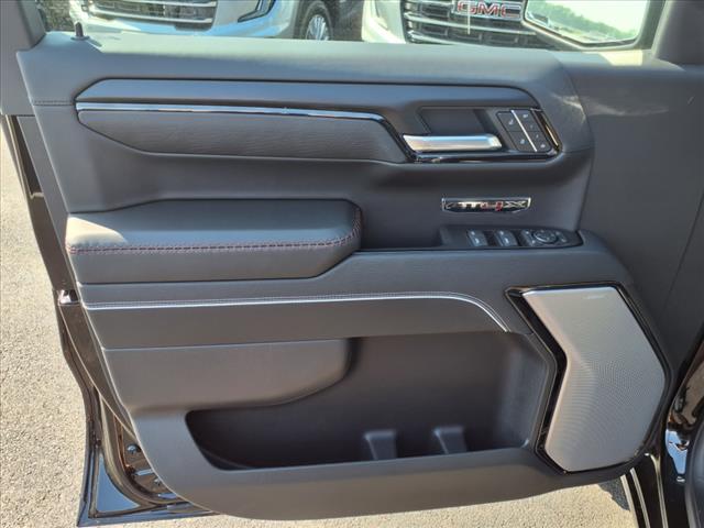 2025 GMC Sierra 1500 AT4X