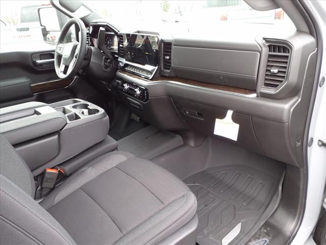 2025 GMC Sierra 3500HD SLE