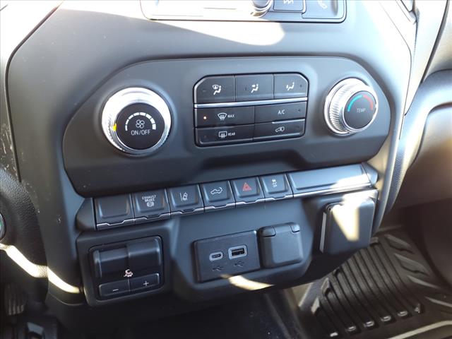 2025 GMC Sierra 2500HD Pro