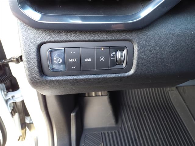 2025 GMC Acadia AT4