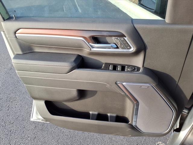 2025 GMC Sierra 3500HD Denali
