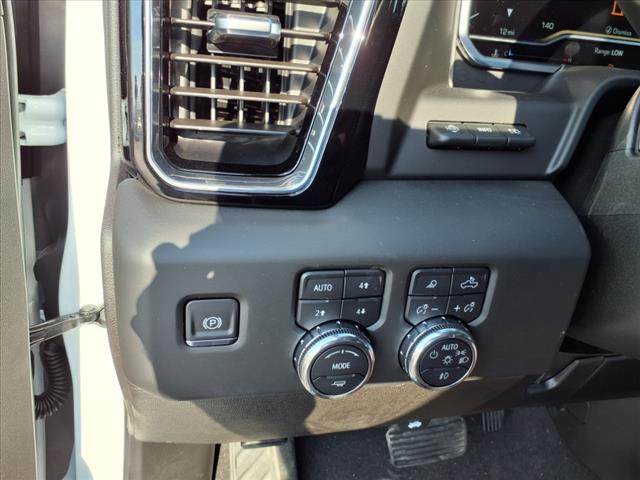 2025 GMC Sierra 2500HD Denali Ultimate