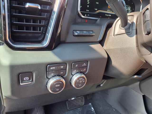 2025 GMC Sierra 3500HD Denali Ultimate