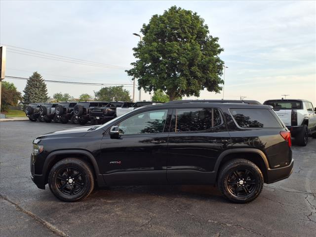 2023 GMC Acadia AT4