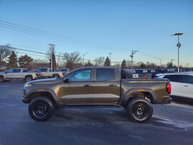 2025 GMC Canyon AT4