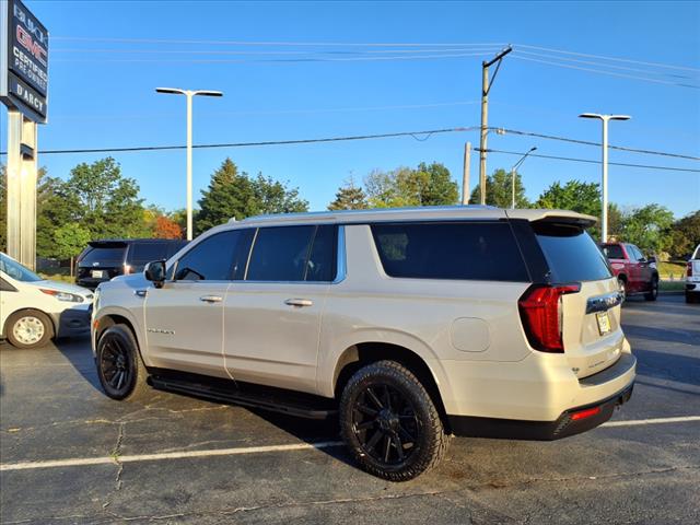 2022 GMC Yukon XL SLE