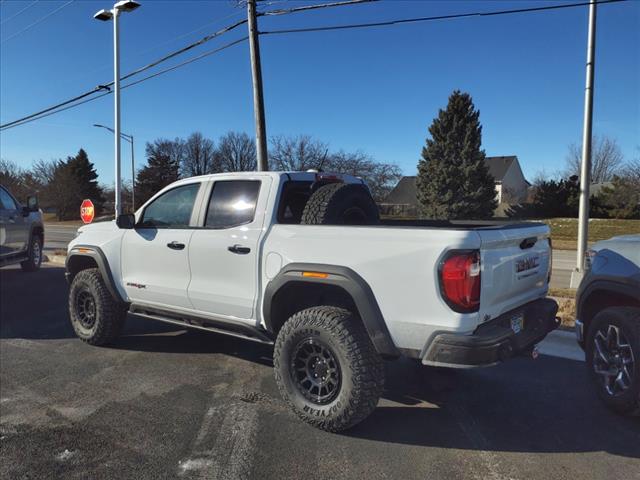 2025 GMC Canyon AT4