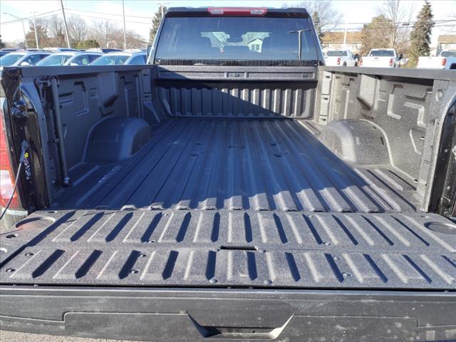 2025 GMC Sierra 2500HD Pro