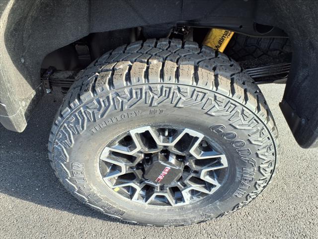 2025 GMC Sierra 2500HD AT4X
