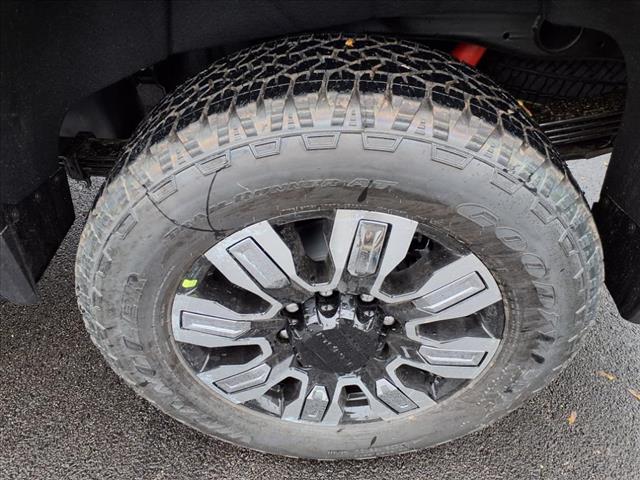 2025 GMC Sierra 2500HD Denali