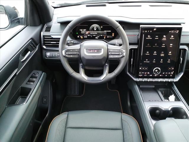 2025 GMC Acadia AT4