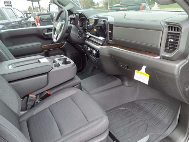 2025 GMC Sierra 3500HD SLE