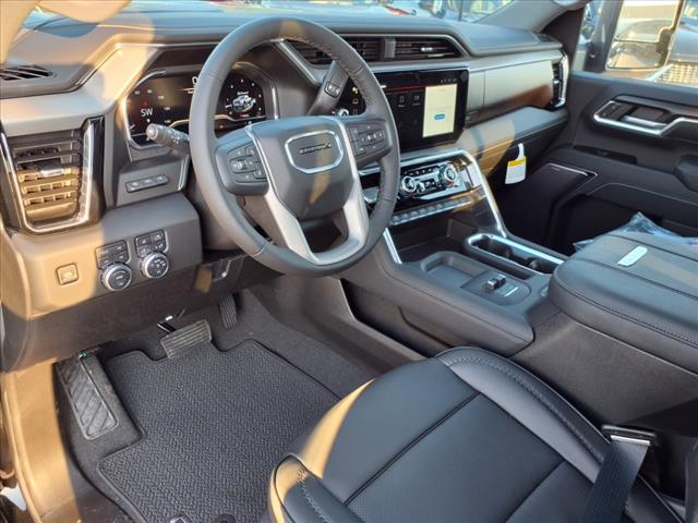 2025 GMC Sierra 2500HD Denali