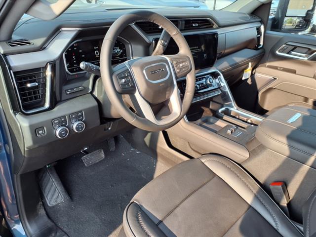 2025 GMC Sierra 3500HD Denali