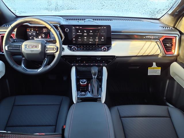 2025 GMC Canyon AT4