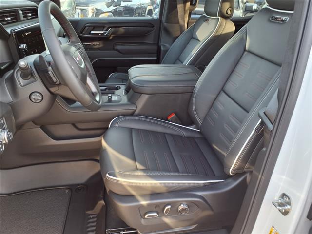 2025 GMC Sierra 1500 AT4X