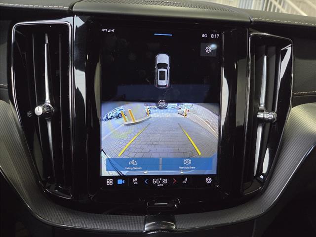 2022 Volvo XC60 Recharge T8 R-Design