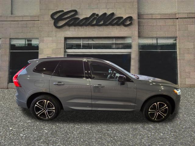 2022 Volvo XC60 Recharge T8 R-Design