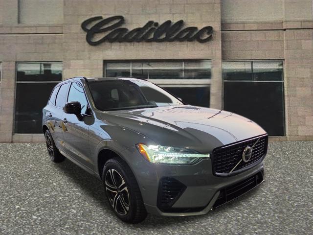 2022 Volvo XC60 Recharge T8 R-Design
