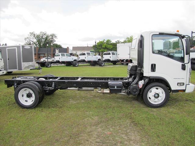 2025 Chevrolet LCF low cab forward