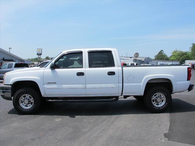 2004 Chevrolet Silverado 2500HD LS