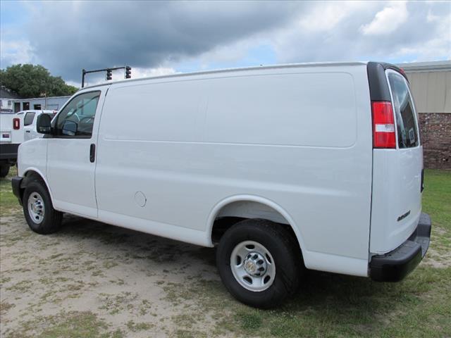 2025 Chevrolet Express Work Van