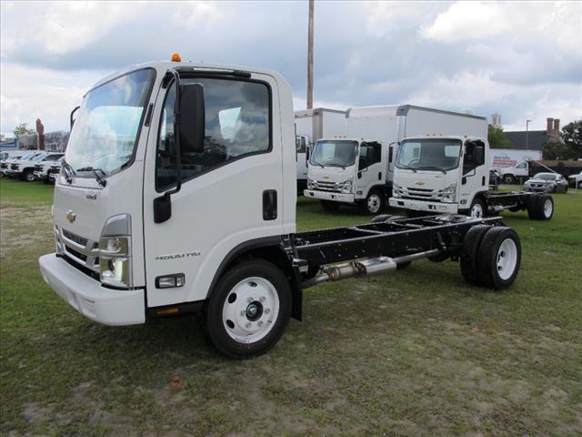 2025 Chevrolet LCF low cab forward