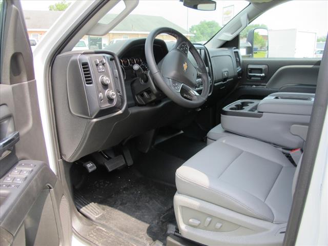 2024 Chevrolet SILVMD 5500 crew cab
