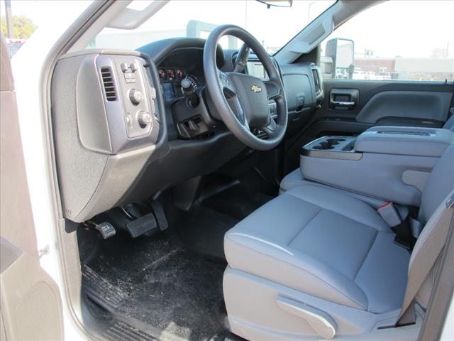 2024 Chevrolet SILVMD crew cab