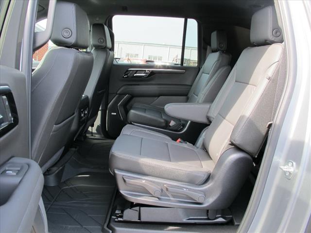 2025 Chevrolet Suburban LT