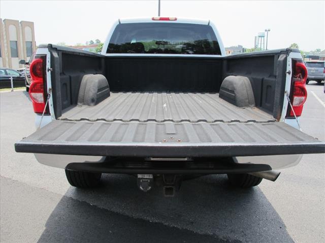 2004 Chevrolet Silverado 2500HD LS