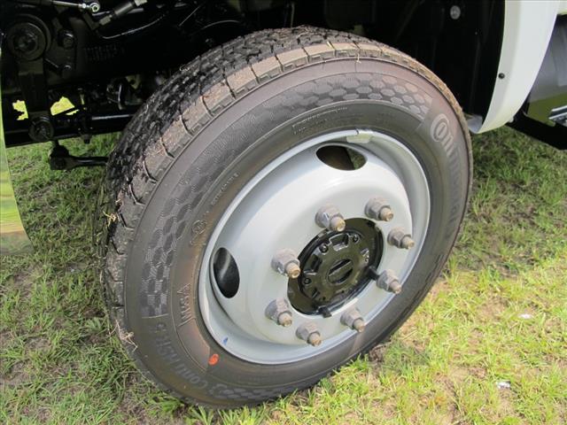 2024 Chevrolet SILVMD 5500 crew cab