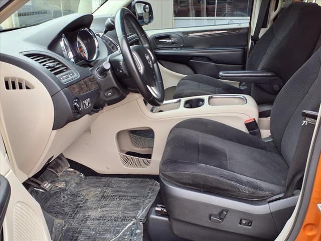 2011 Dodge Grand Caravan Crew