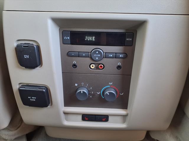 2013 Lincoln Navigator L Base
