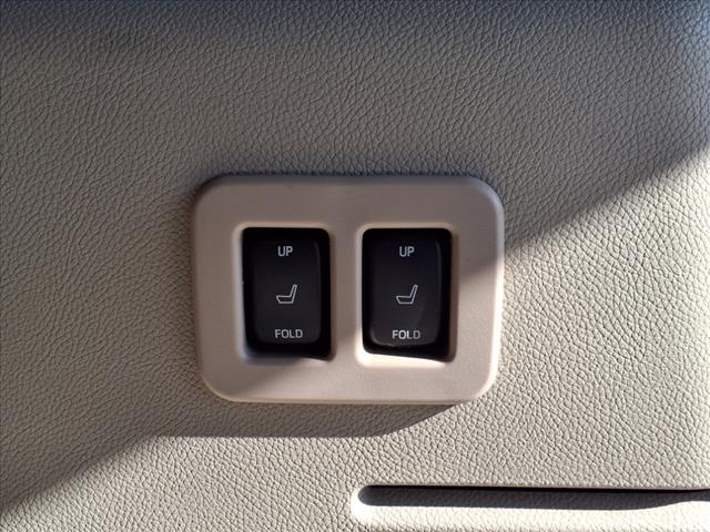 2013 Lincoln Navigator L Base