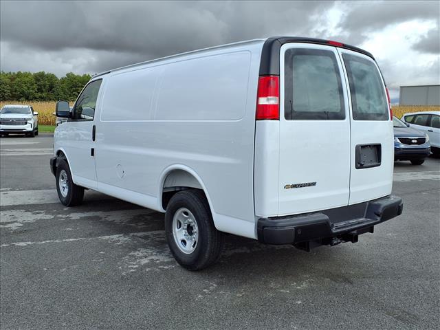 2025 Chevrolet Express 2500:C25130