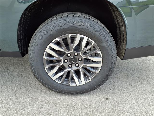 2026 Chevrolet Suburban Z71:C26008