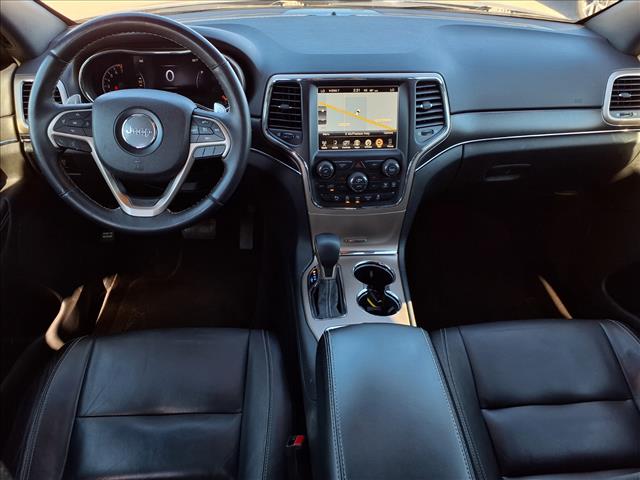 2017 Jeep Grand Cherokee Limited:CP2303A1