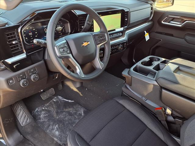 2026 Chevrolet Silverado 1500 LT:C26015