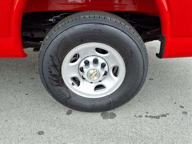 2025 Chevrolet Express 2500:C25127