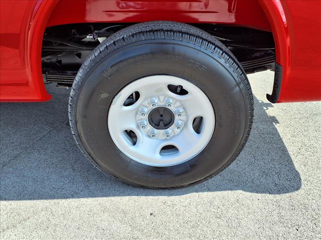 2025 Chevrolet Express 3500:C25129