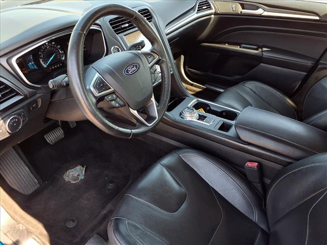 2020 Ford Fusion Titanium photo 11