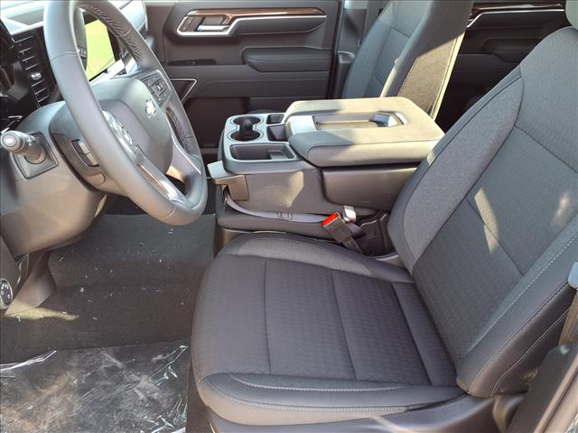 2026 Chevrolet Silverado 1500 LT:C26015