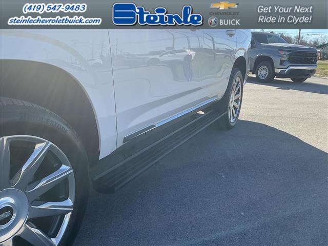 2024 Cadillac Escalade Premium Luxury Platinum:C25038A