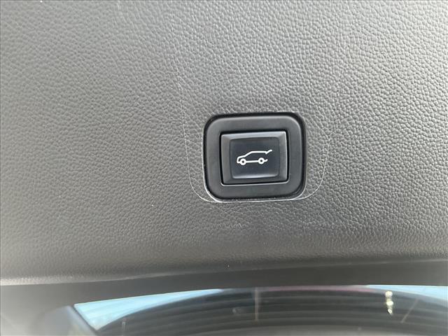 2023 Chevrolet Traverse Premier:C26019A