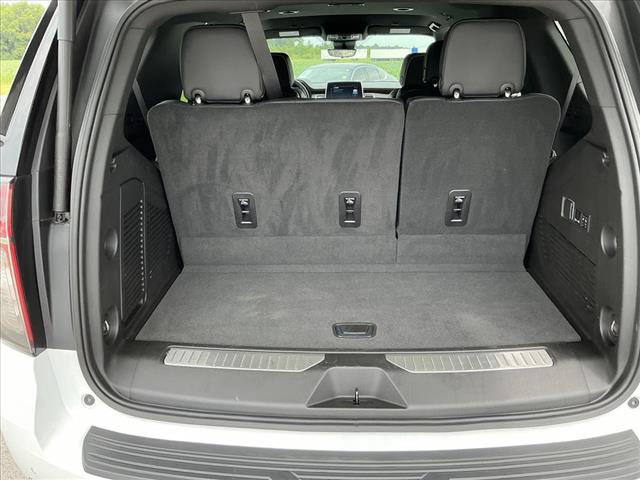 2024 Chevrolet Tahoe Premier photo 14
