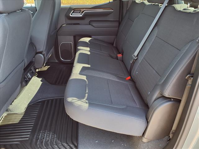 2026 Chevrolet Silverado 1500 LT:C26010