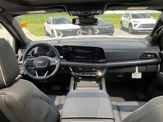 2025 Chevrolet Suburban Premier photo 19